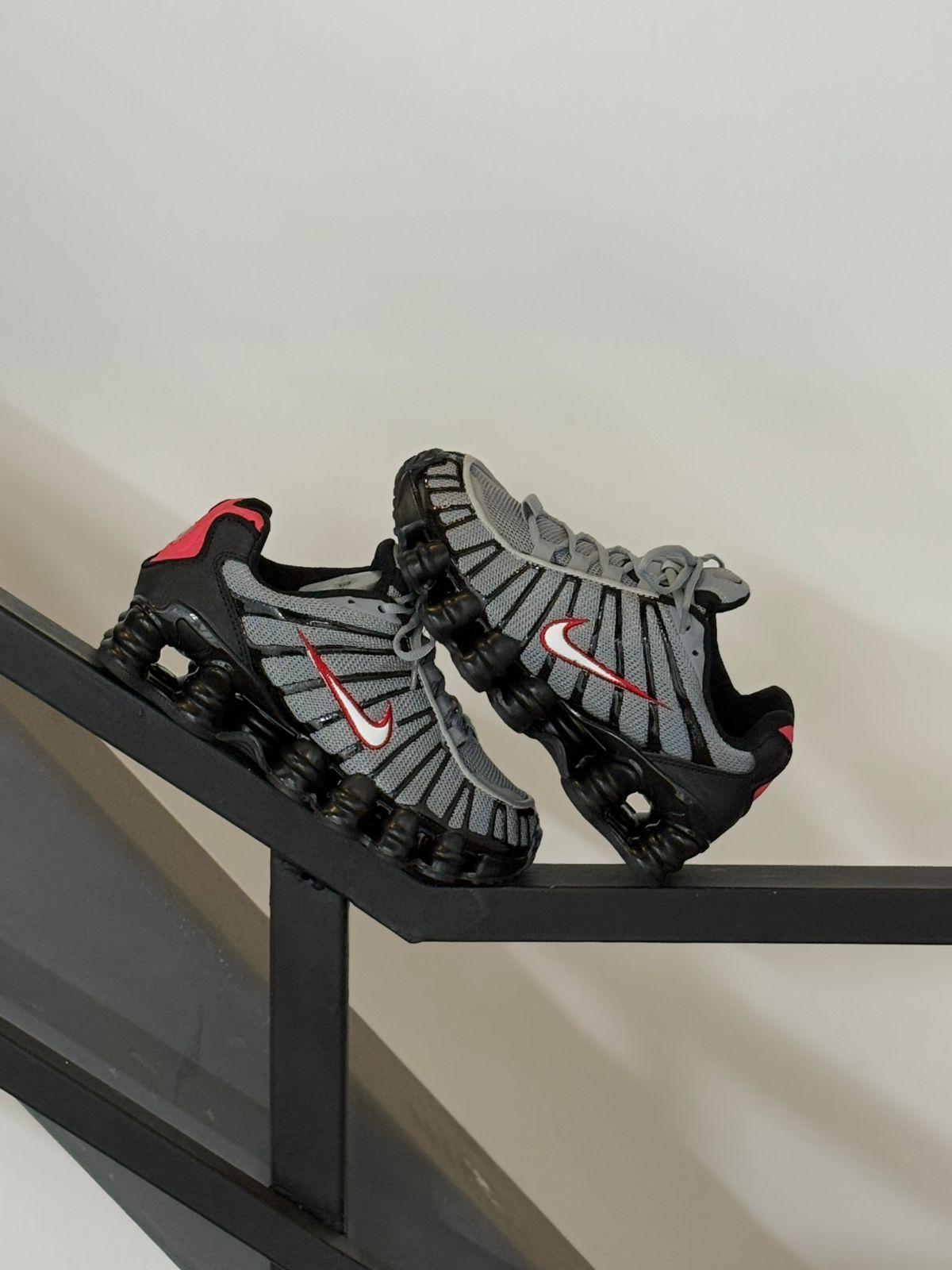 NIKE AIR SHOX 360 DAMA