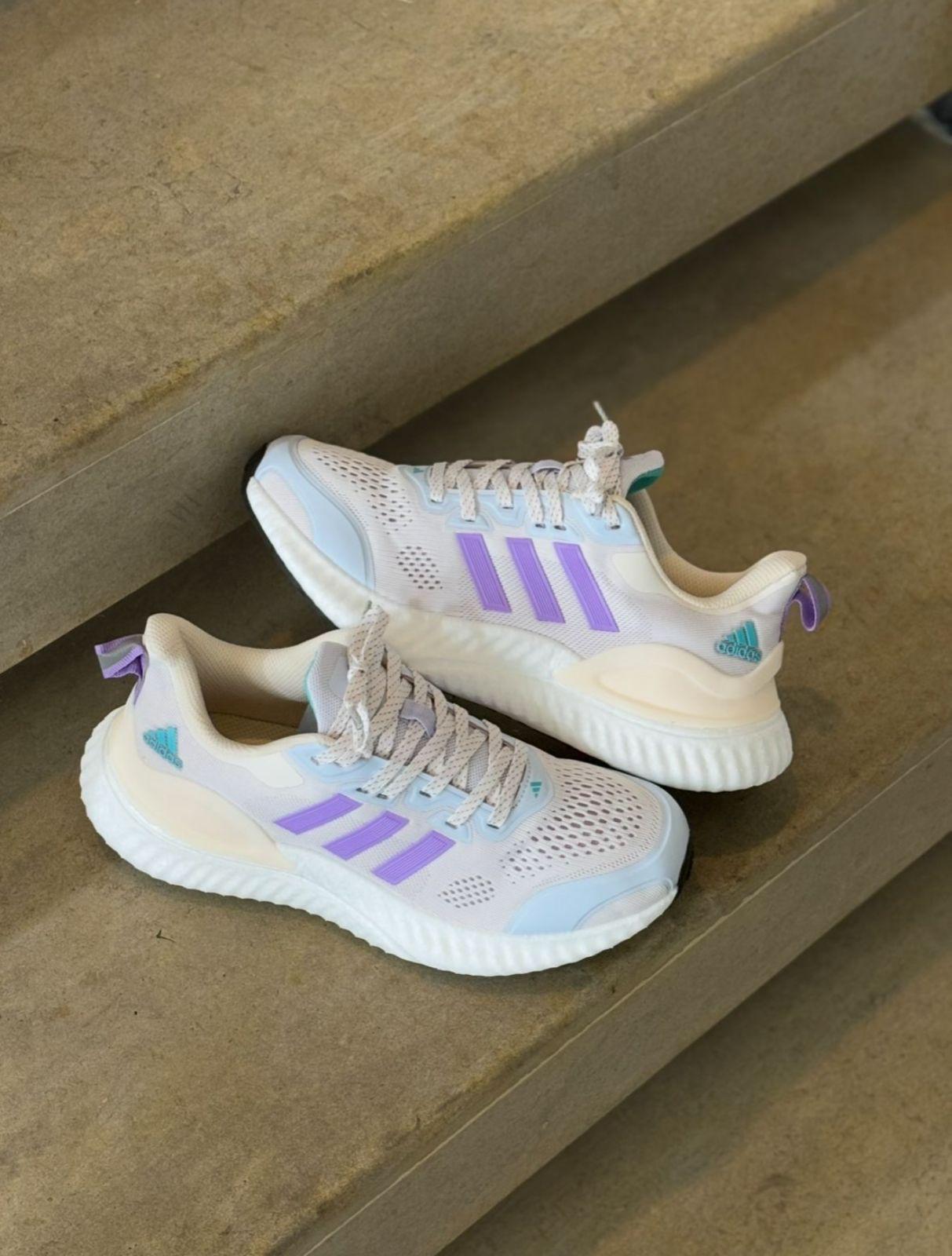ADIDAS BOOST DAMA