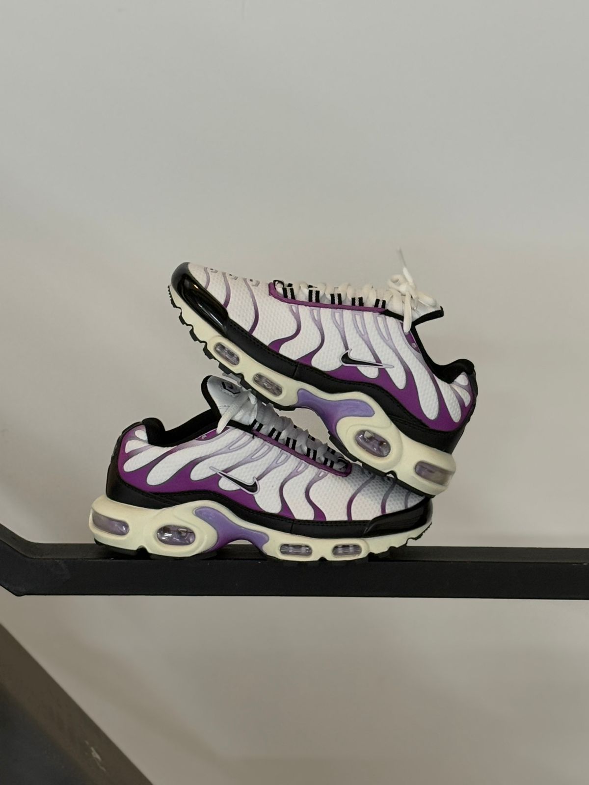 NIKE TN DAMA Y CABALLERO