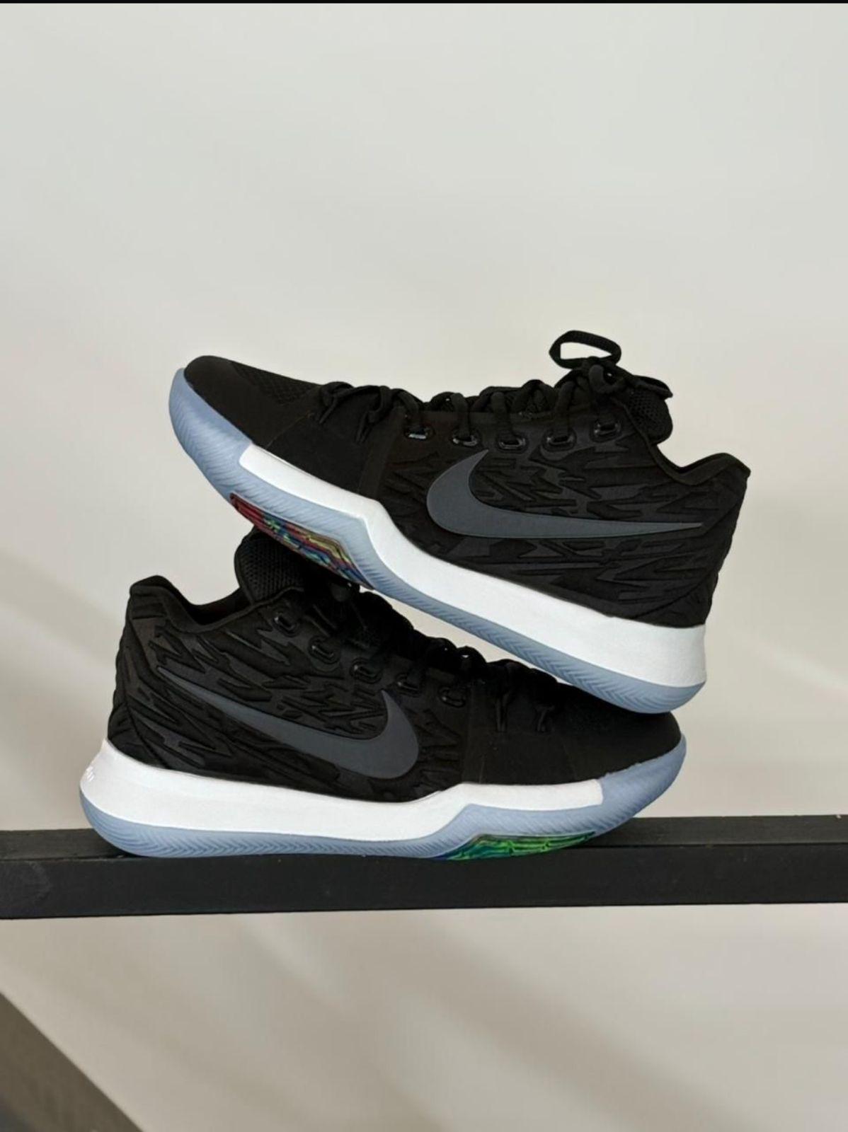 NIKE KYRIE CABALLERO