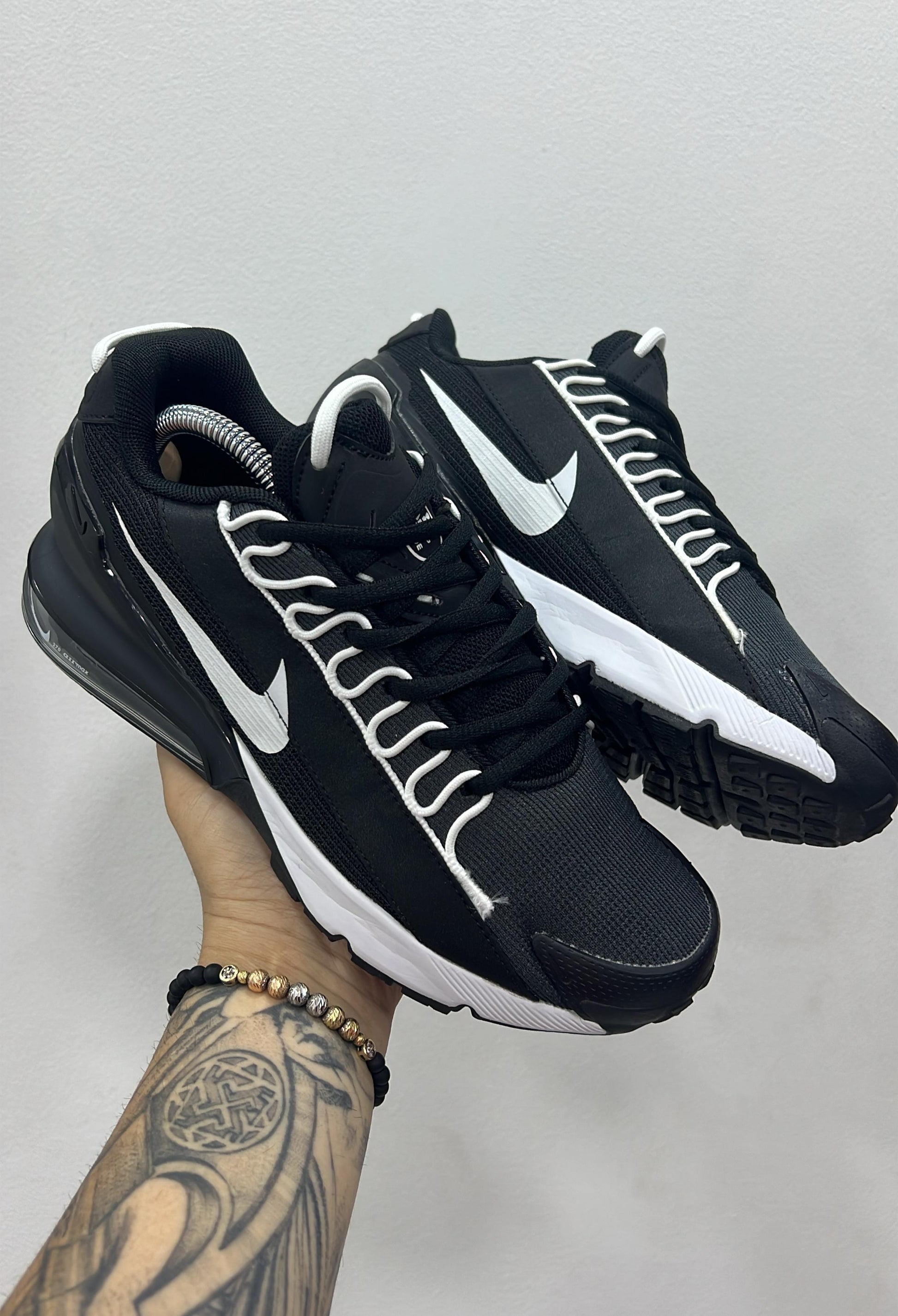 NIKE PULSE CABALLERO