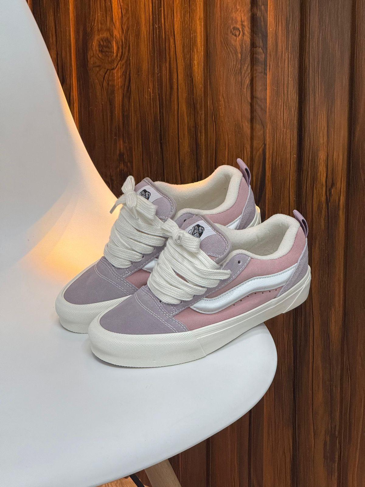 VANS KNU DAMA