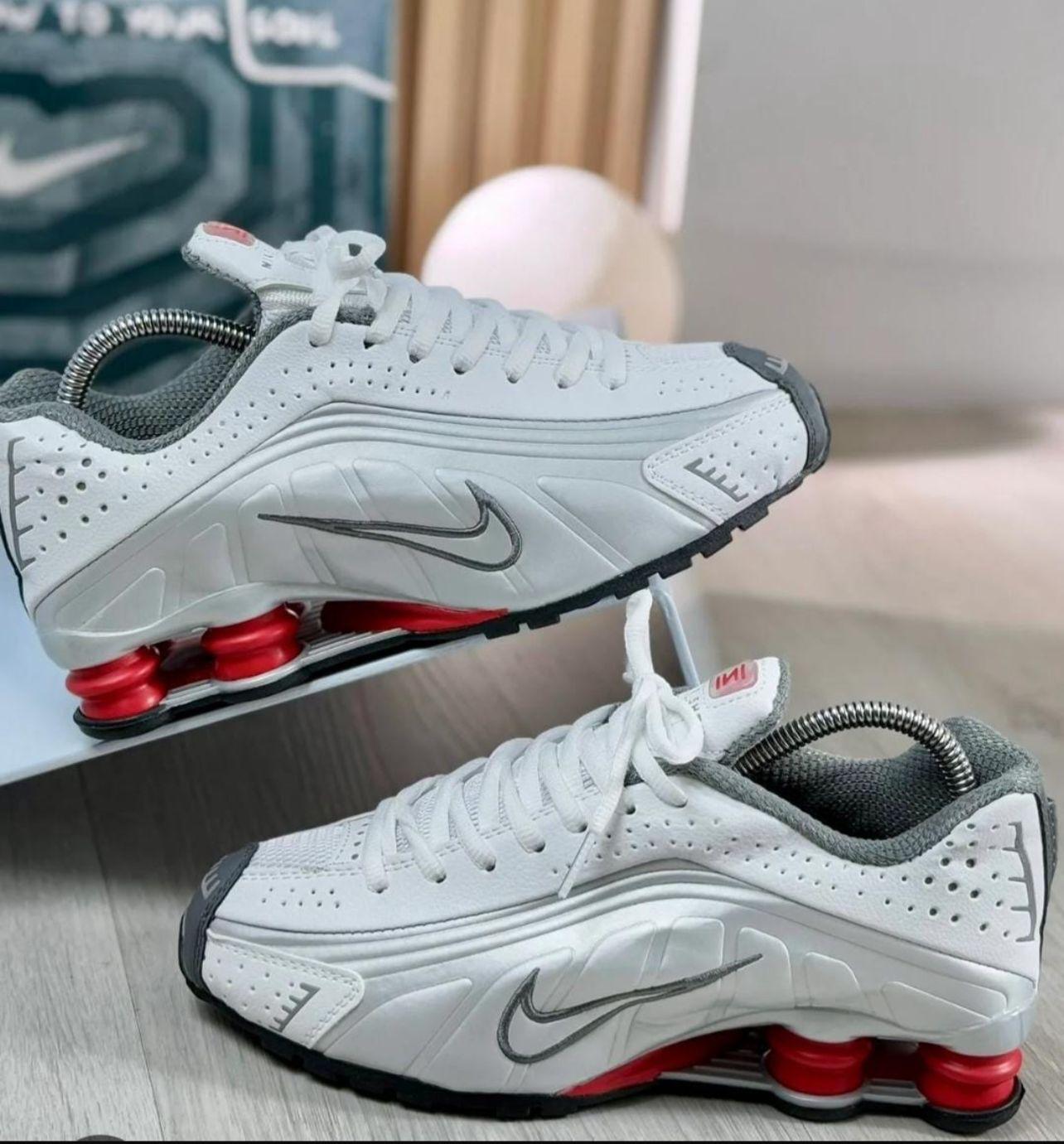 NIKE SHOX CABALLERO