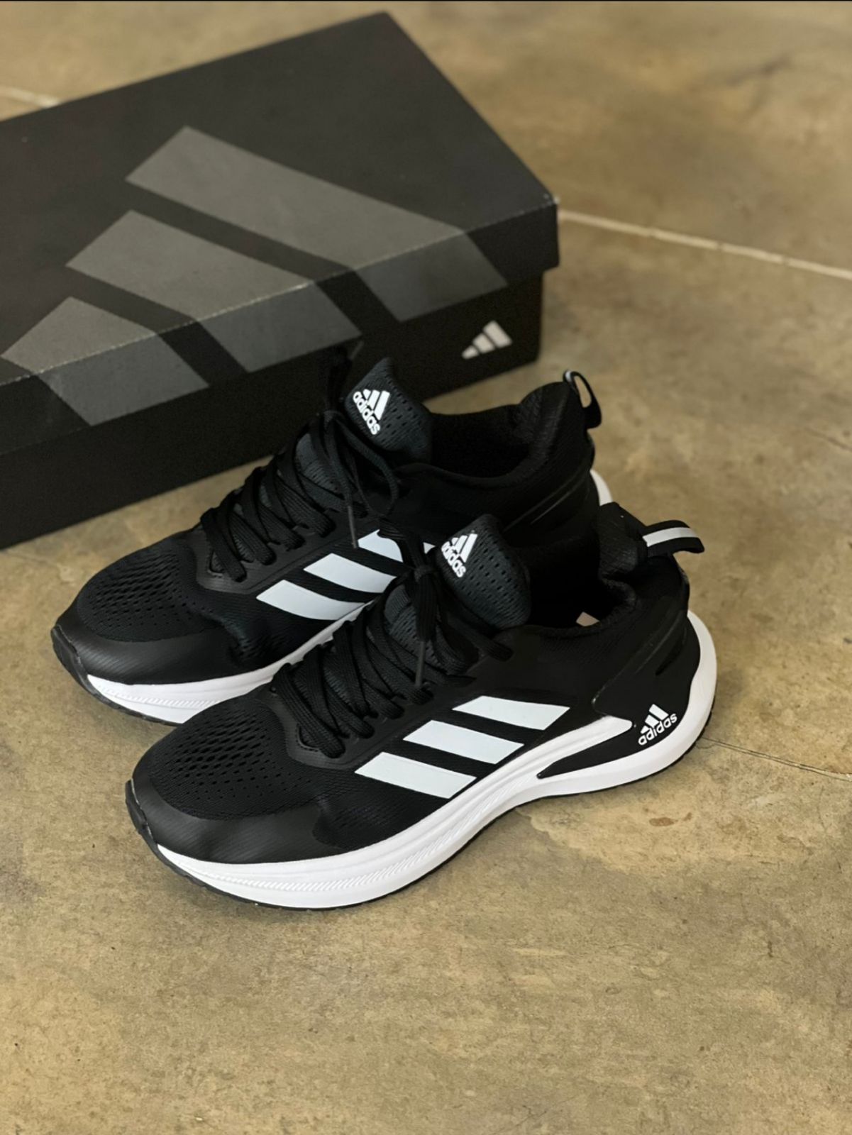 ADIDAS RUNING CABALLERO